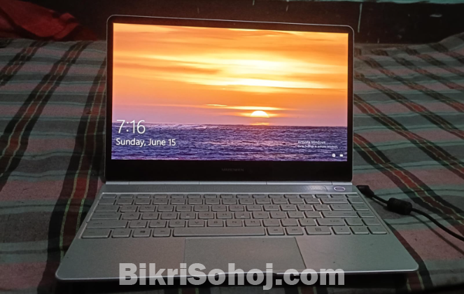 Laptop